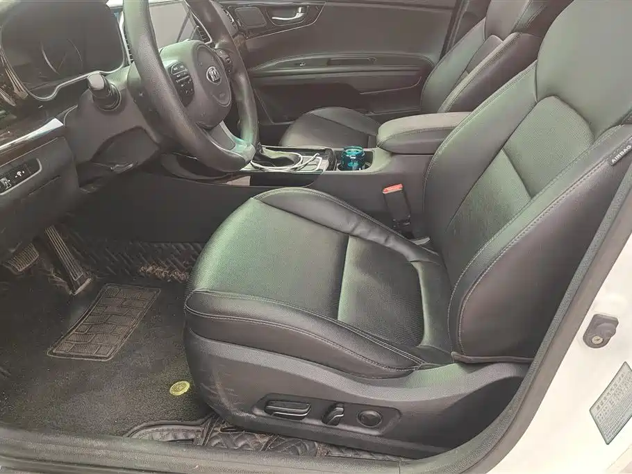Kia K4 2014 1.8L Automatic GLS фото 9