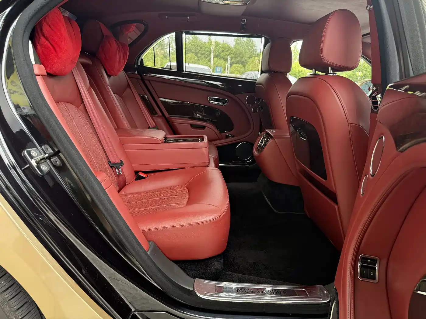 Bentley Mulsanne 2012 Model 6.8T Diamond Jubilee фото 19