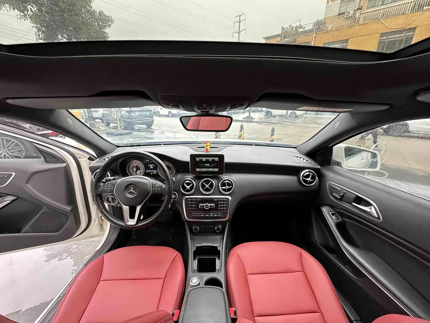 Mercedes-Benz A-Class (Import) 2013 A 200 Urban фото 9