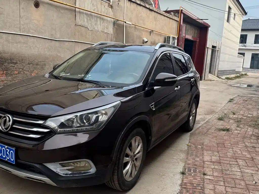 Dongfeng Aeolus Dongfeng Fengshen AX7 2015 2015 2.0L Automatic Smart Ease