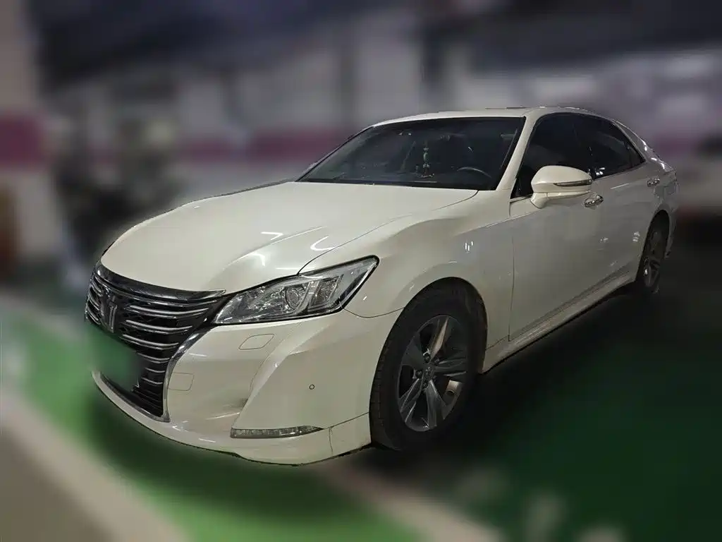 Toyota Crown 2015 2.0T Fashion фото 2