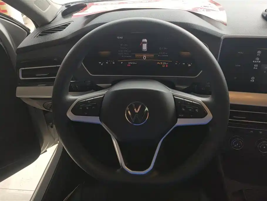 Volkswagen Lavida 2024 Model 1.5L Automatic Delight Edition фото 15