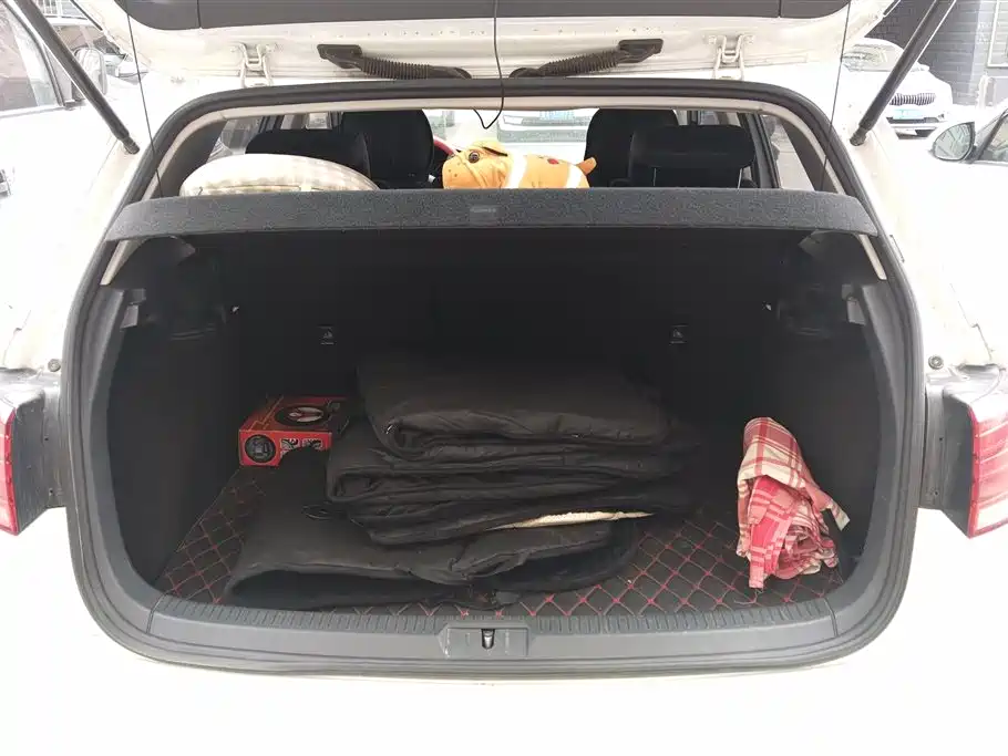 Volkswagen Golf 2018 1.6L Automatic Comfort фото 4