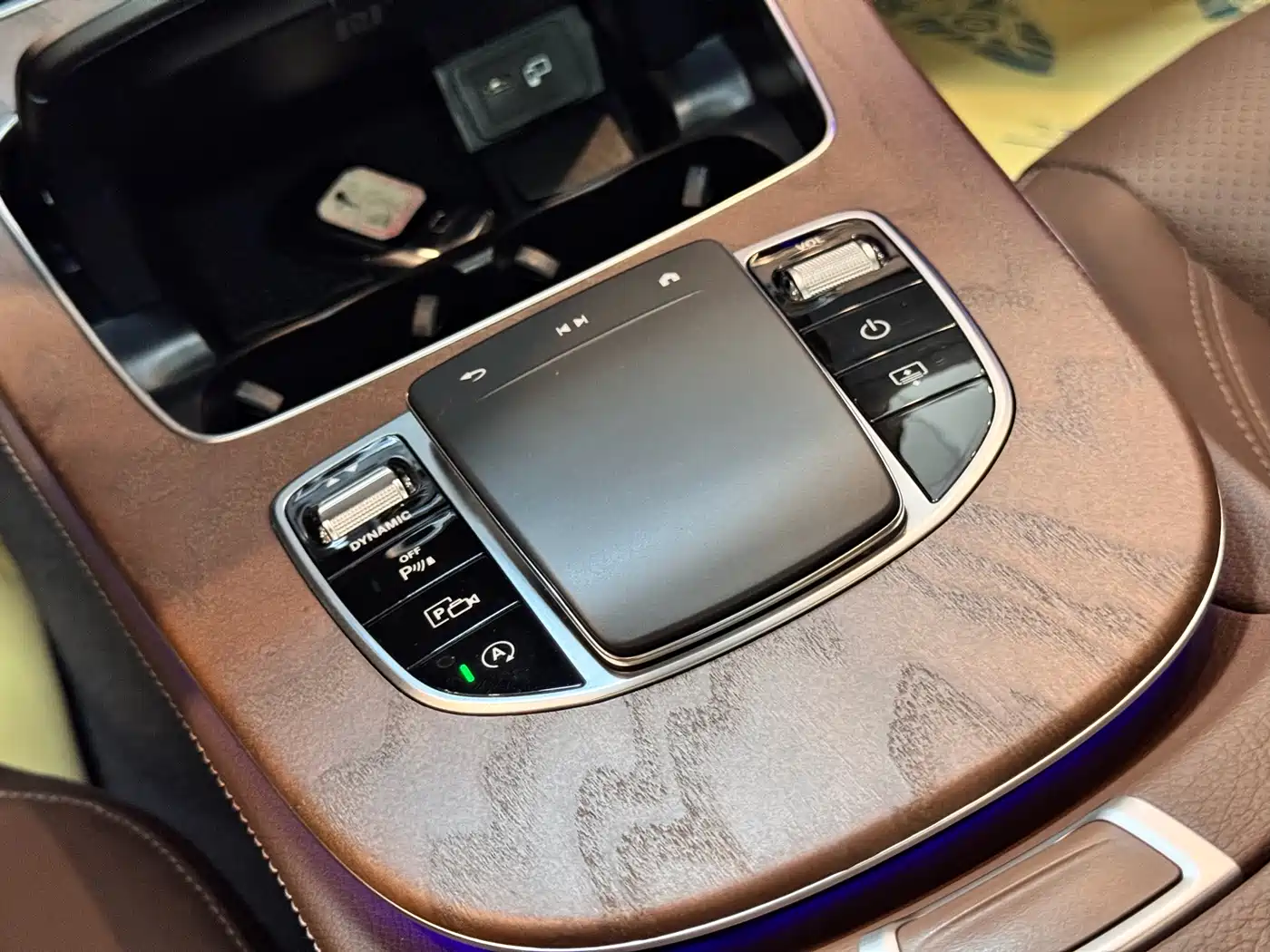 Mercedes-Benz E-Class 2023 E 300 L Luxury фото 11