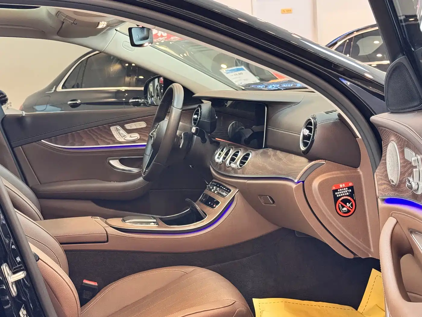 Mercedes-Benz E-Class 2023 E 300 L Luxury фото 15