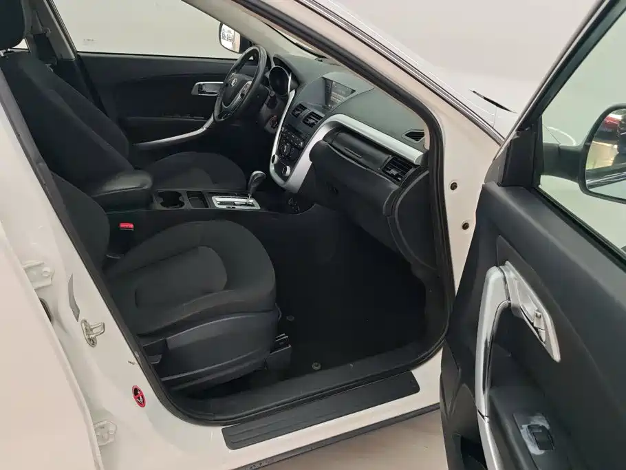 Besturn X80 2014 2013 2.0L Automatic Comfort Model