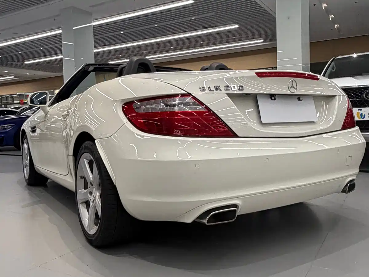 Mercedes-Benz SLK-Class 2012 2011 SLK 200 Fashion