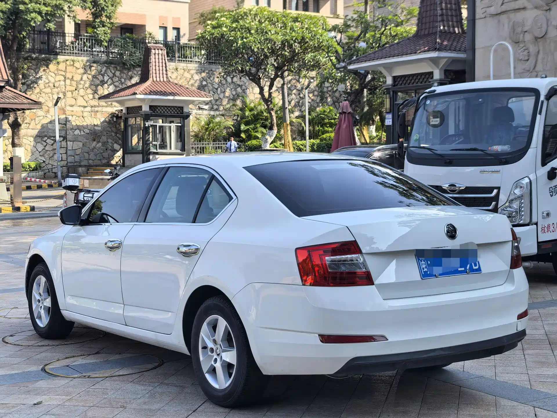 Photo 8 - Škoda Octavia