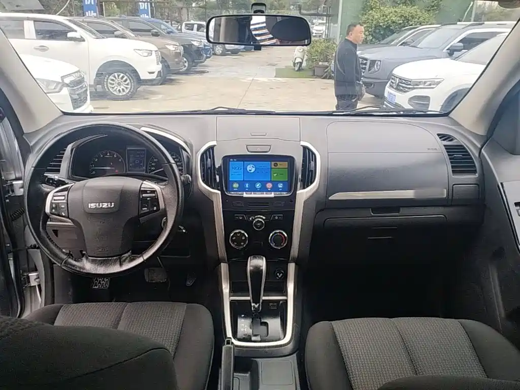 Isuzu D-MAX 2018 2018 3.0T 2WD Automatic Elite 4JJ1-TC HI