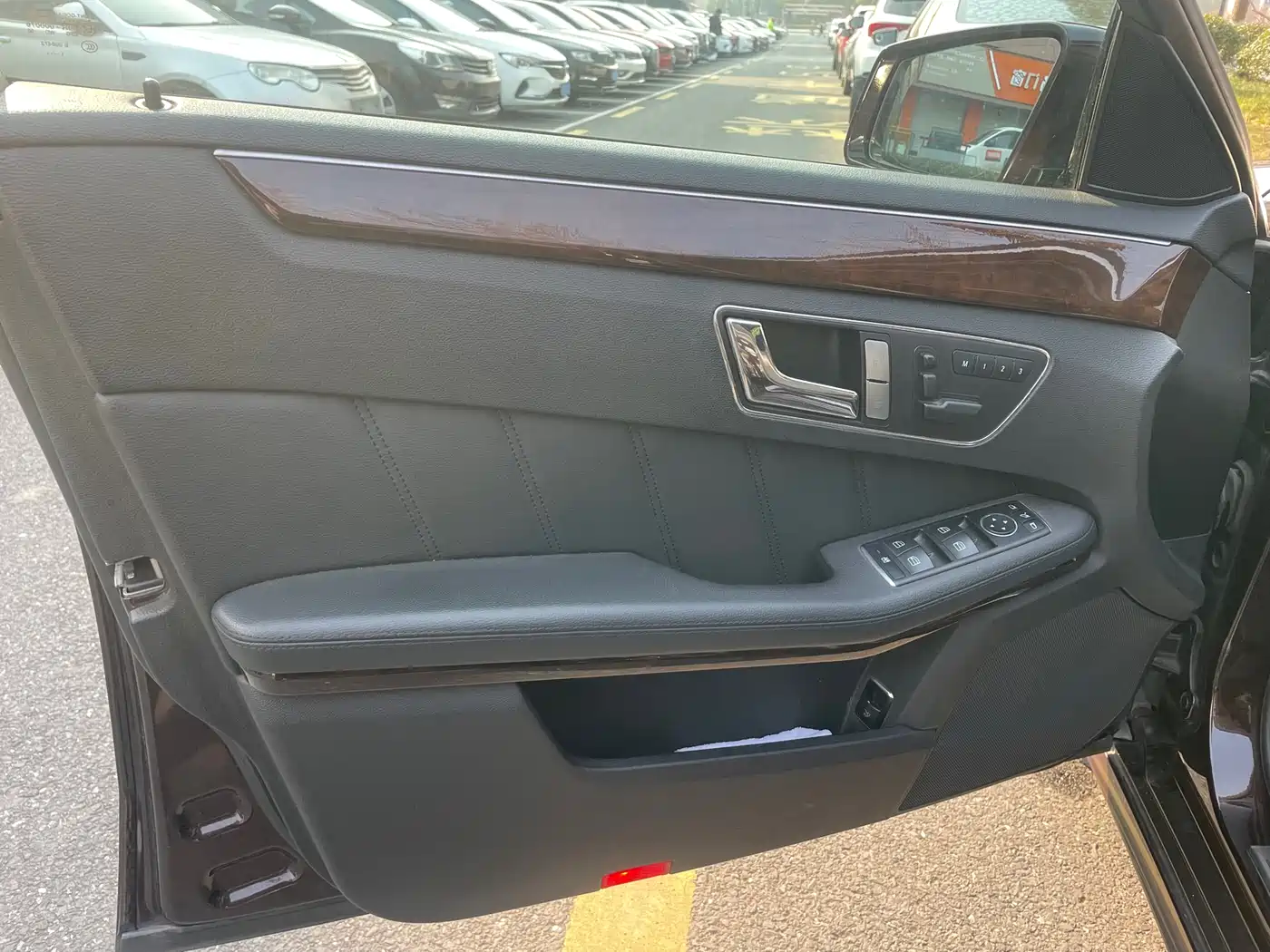 Mercedes-Benz E-Class 2012 E 200 L CGI Elegance фото 10