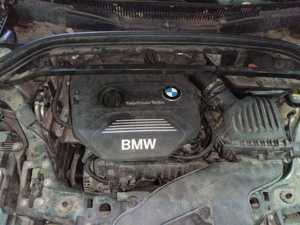 BMW X1 2016 sDrive18Li Premium Model фото 20