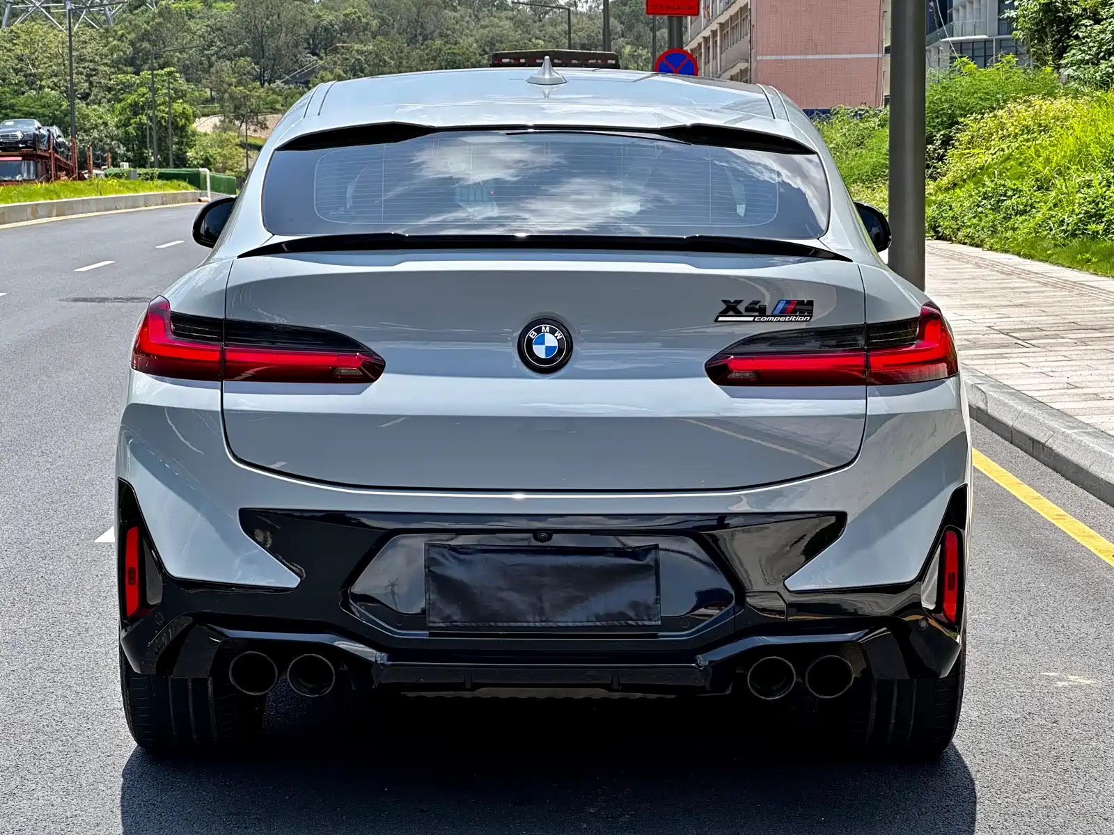 صورة 11 - BMW X4 M