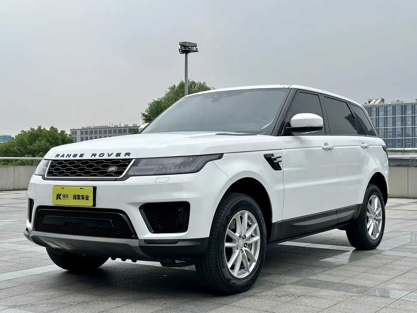 Land Rover Range Rover Sport 2019 3.0 SC V6 Special Edition