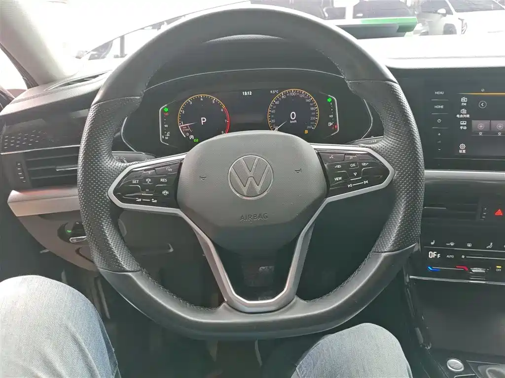 Volkswagen Passat 2023 Facelift 330TSI Elite Edition фото 11