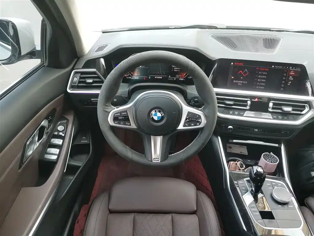 BMW 3 Series 2022 Facelift 325Li M Sport Package фото 4