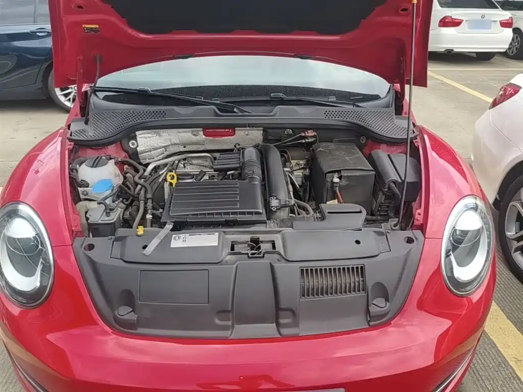 Volkswagen Beetle 2015 180TSI фото 20