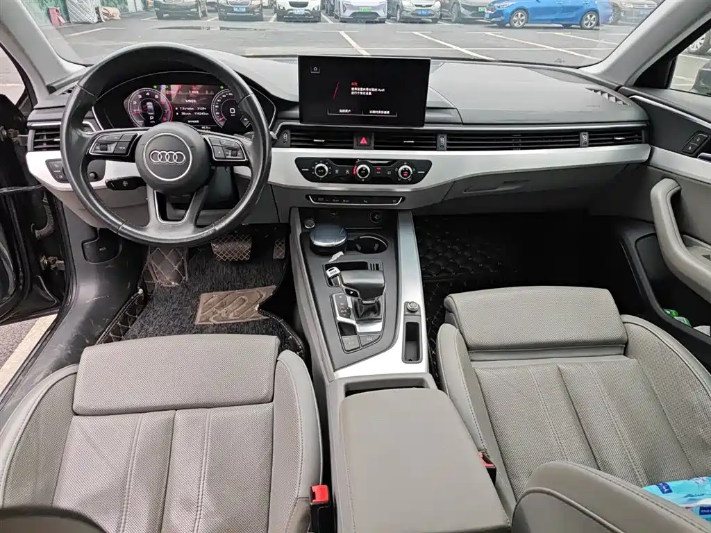Audi A4L 2020 40 TFSI Fashion Dynamic Edition фото 6