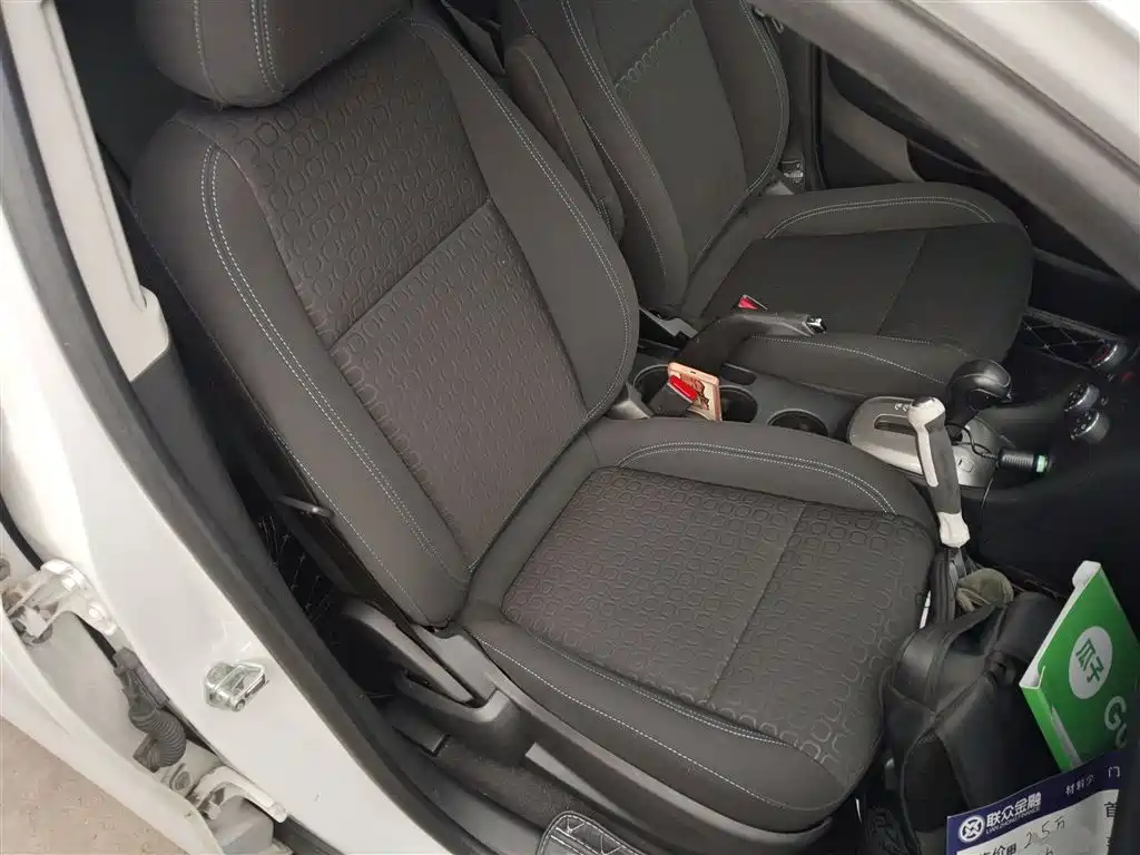 Chevrolet Trax 2016 1.4T Automatic 2WD Comfort Sunroof Edition фото 20