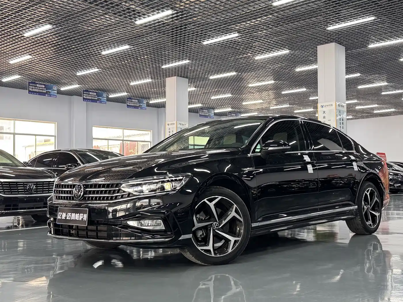 Volkswagen Magotan 2023 Model 2 Million Commemorative Edition 380TSI DSG Flagship