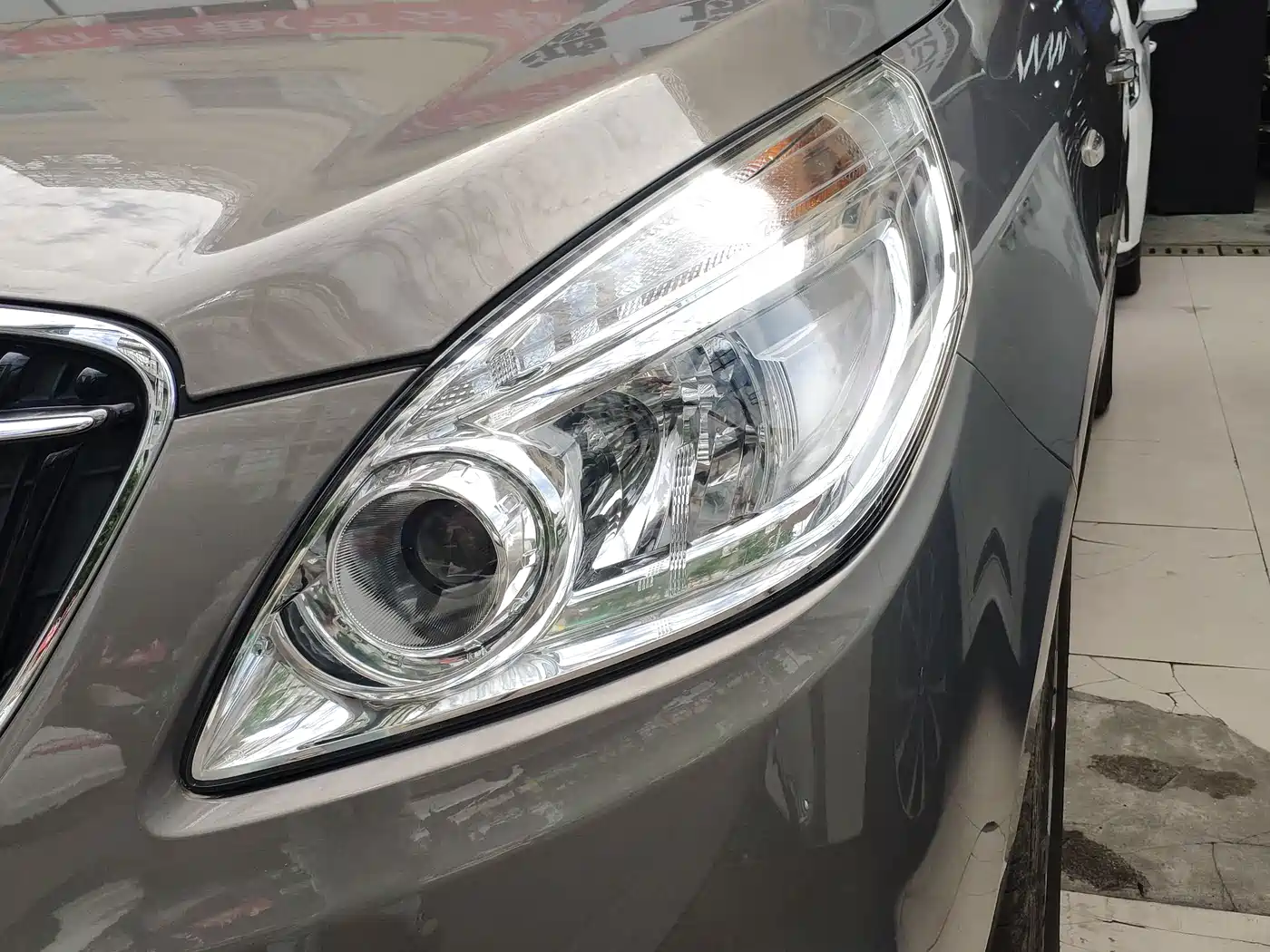 Buick GL8 2017 25S Luxury China V фото 4