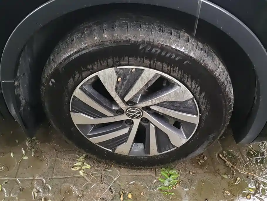 Volkswagen Tiguan L PHEV 2023 430PHEV Plug-in Hybrid Flagship фото 6