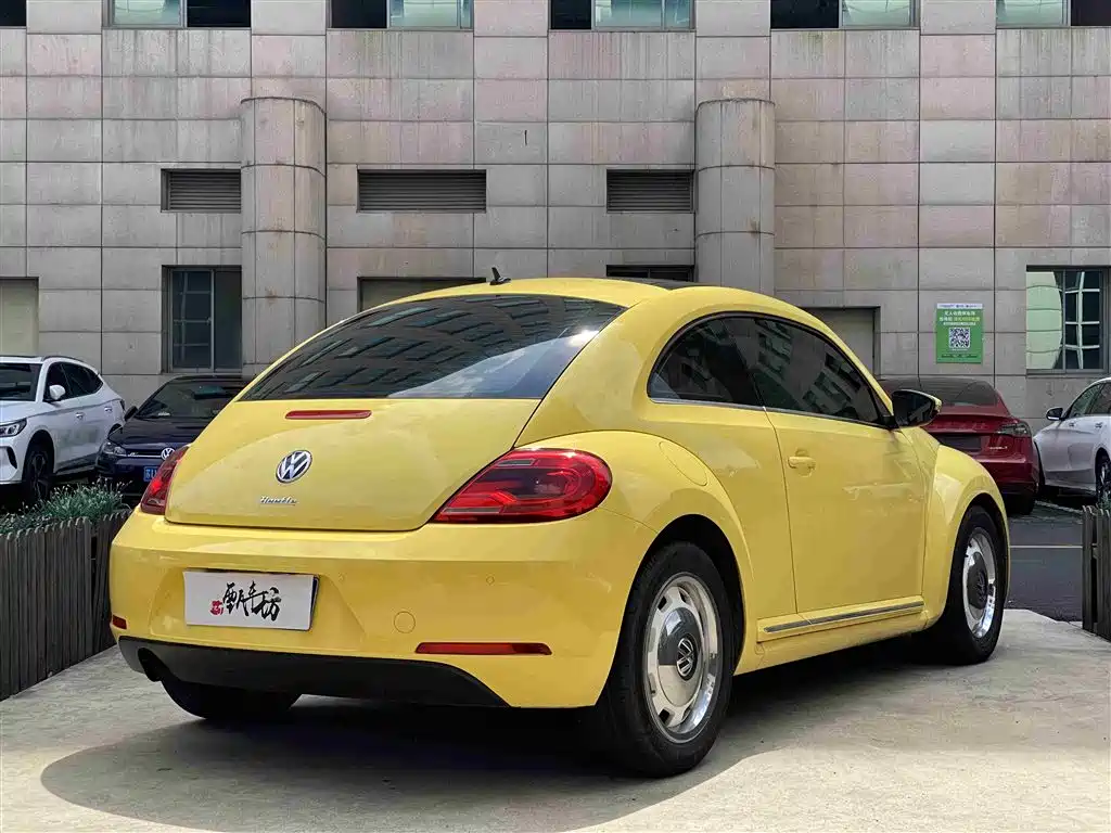 Volkswagen Beetle 2015 180TSI фото 4