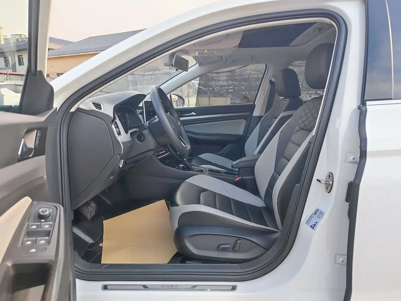 Volkswagen Bora 2024 300TSI DSG Premium Ride Edition фото 9