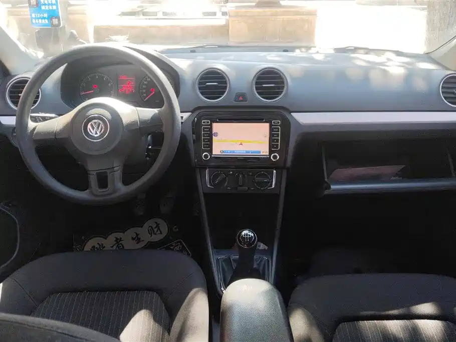 Volkswagen Jetta 2013 1.4L Manual Fashion фото 12
