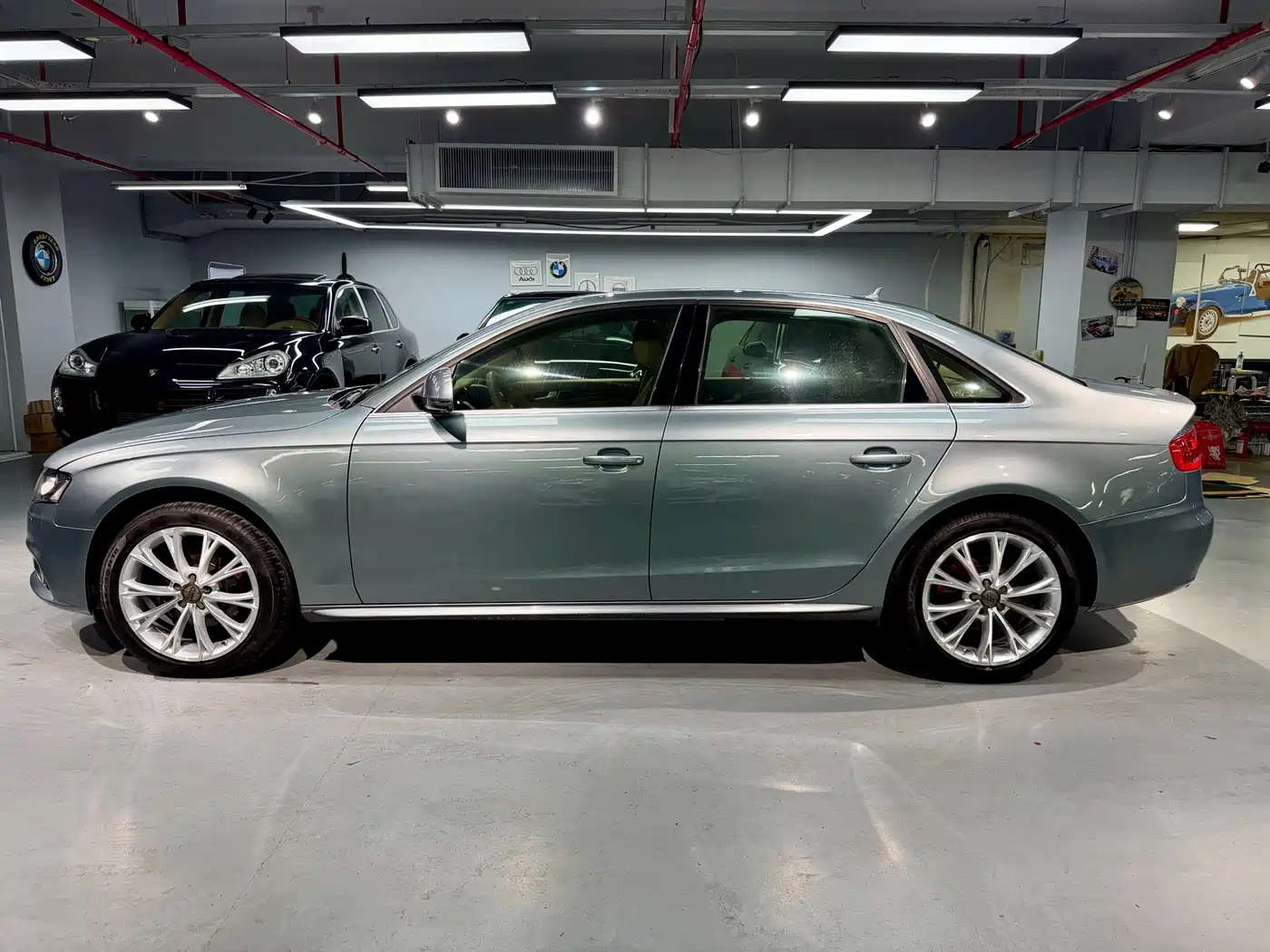 Audi A4L 2010 2010 2.0 TFSI Sport