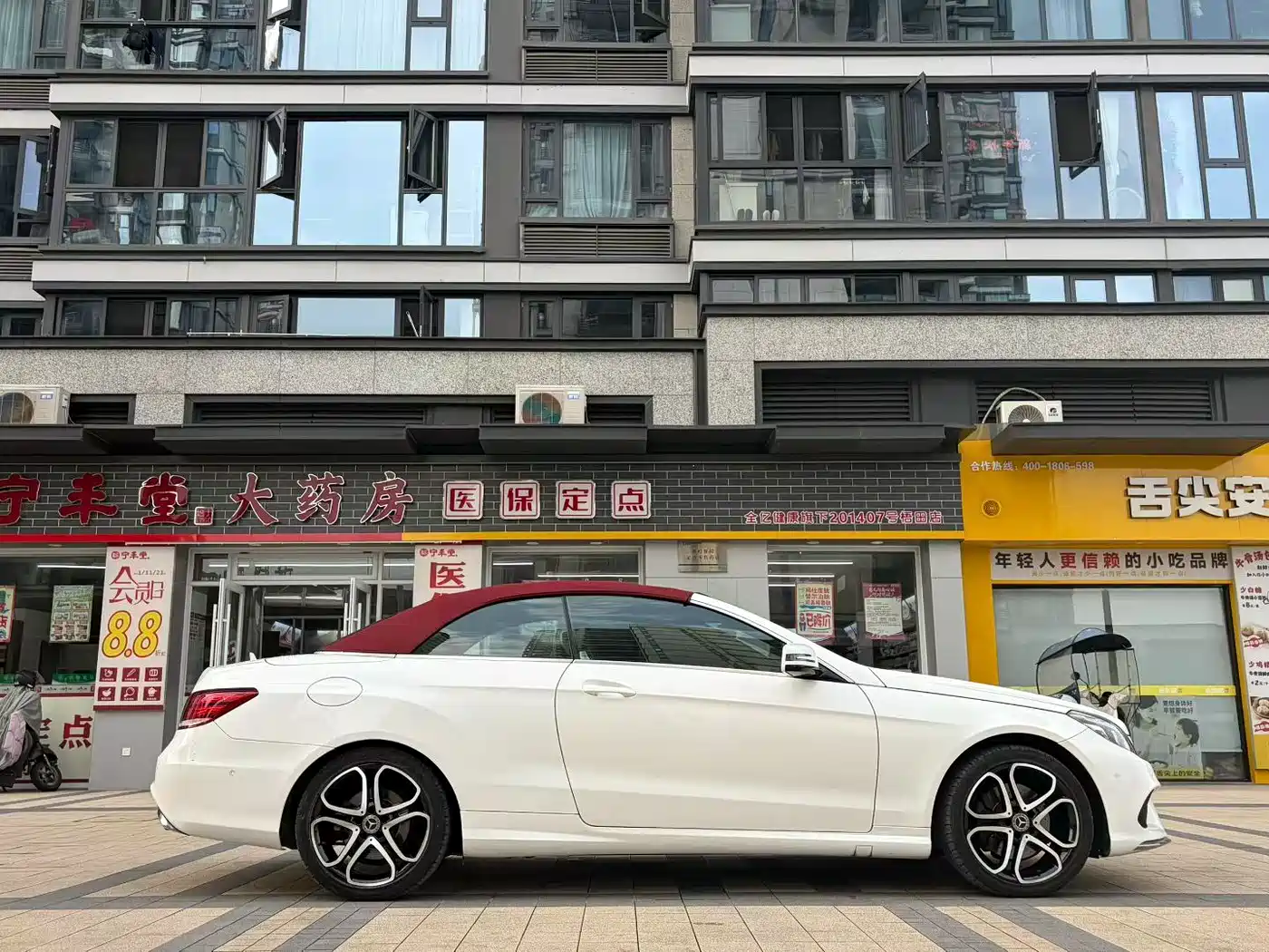 Mercedes-Benz E-Class (Import) 2014 E 260 Convertible Coupe фото 4