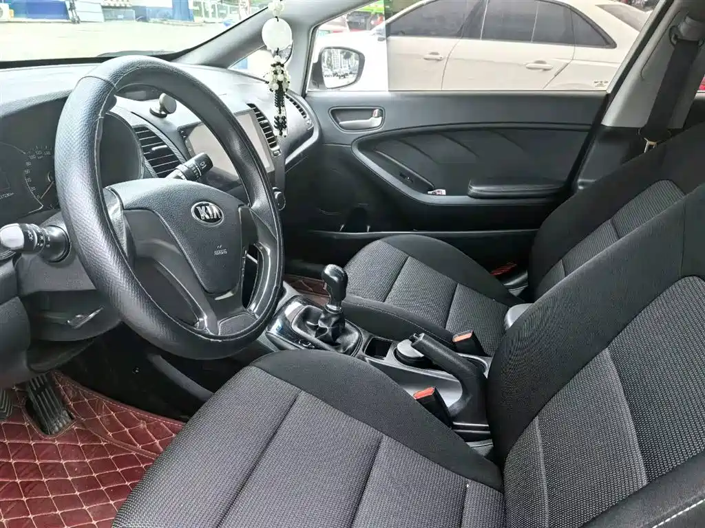 Kia K3 2016 1.6L Manual GL фото 7