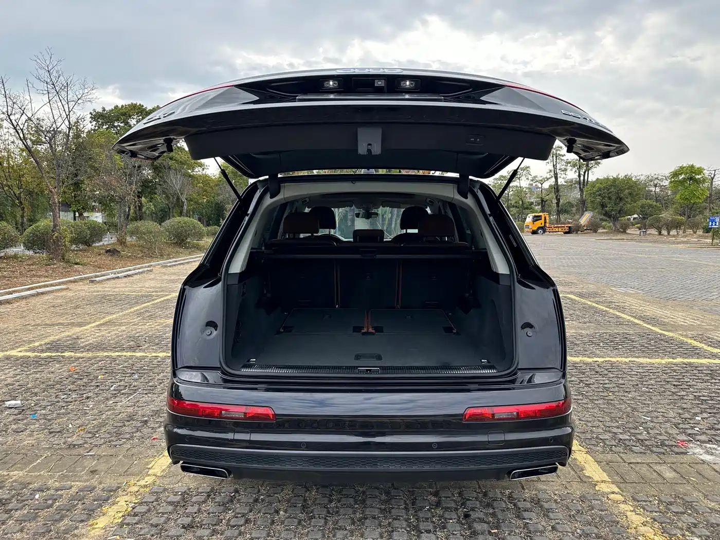 Audi Q7 2019 55 TFSI Technology фото 17