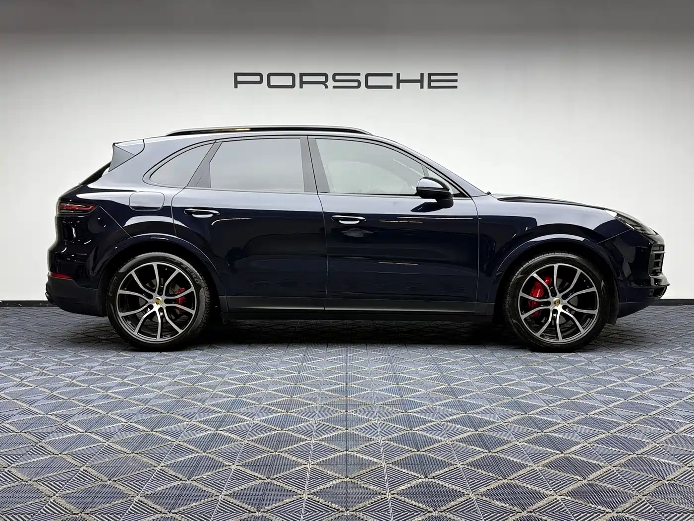 Porsche Cayenne 2023 Cayenne 3.0T Platinum Edition фото 11