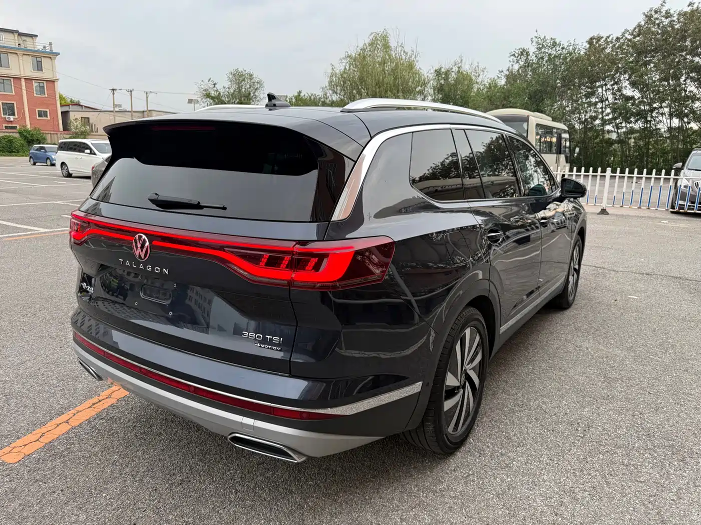 Volkswagen Talagon 2022 380TSI 4WD Luxury Premium Pro Edition 7-Seater фото 7