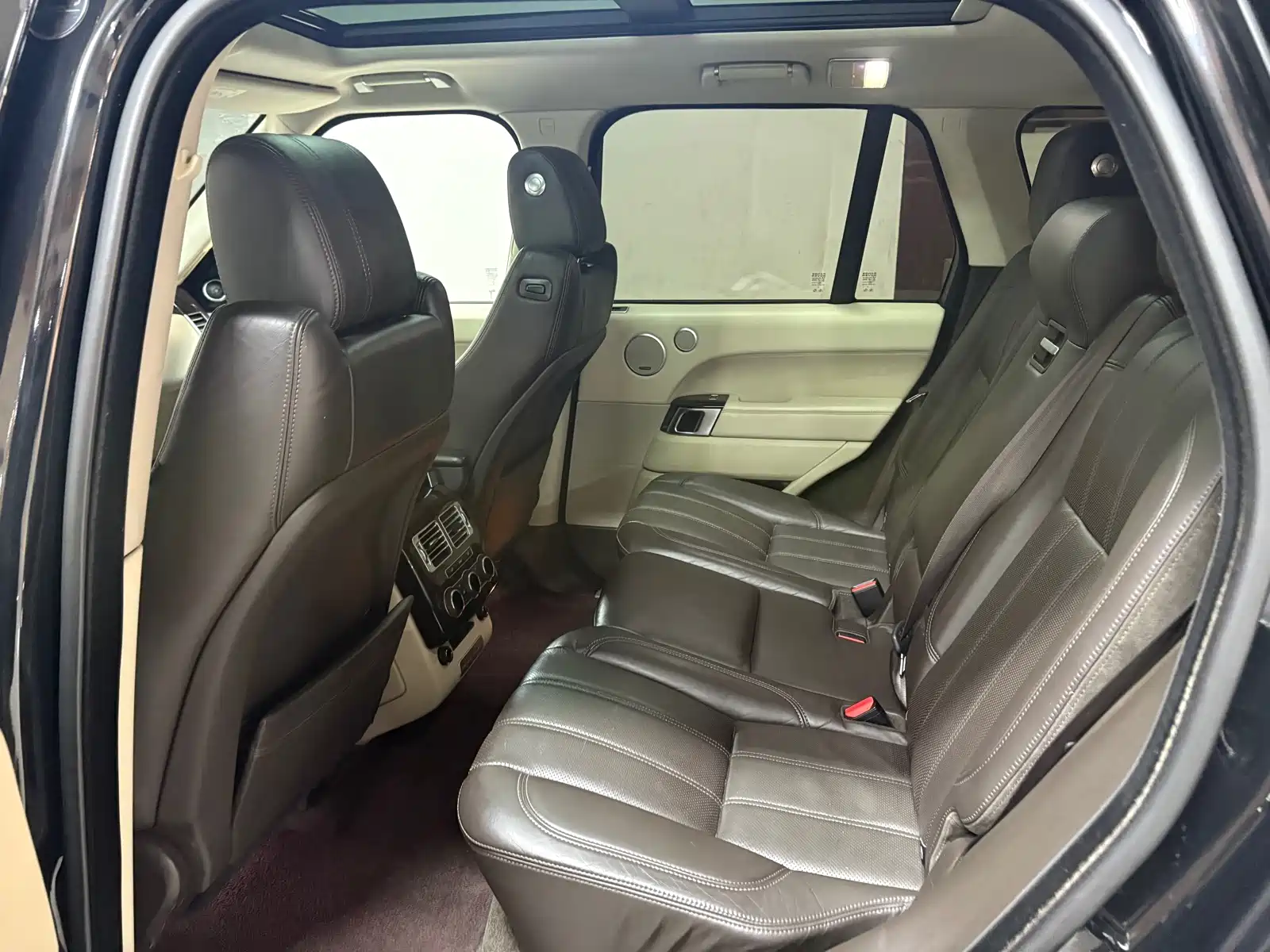 Фото 9 - Land Rover Range Rover