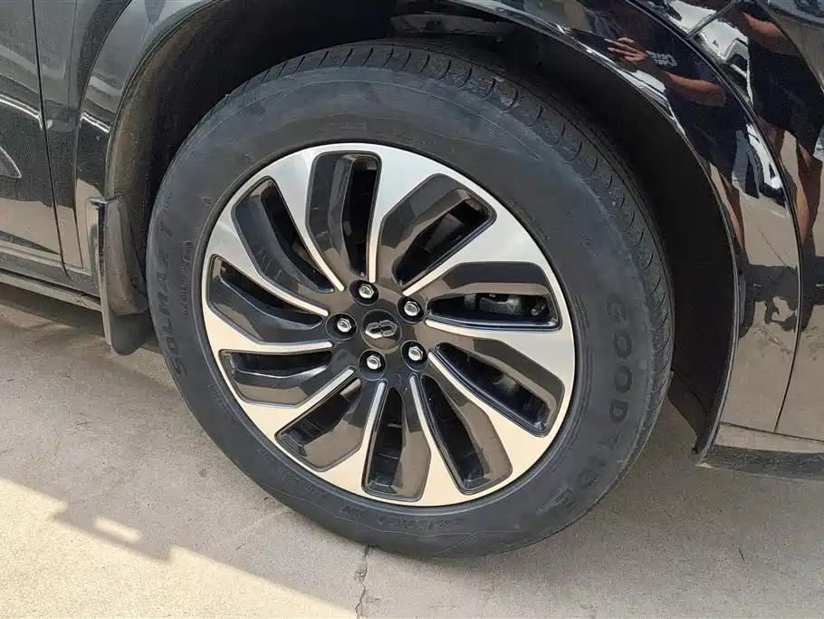 AITO Wenjie AITO M7 2022 1.5T RWD Comfort Edition фото 6