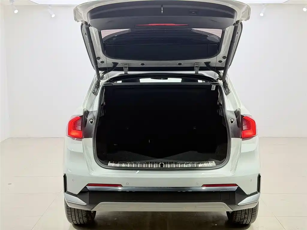BMW X1 2023 sDrive20Li X Design Package фото 14