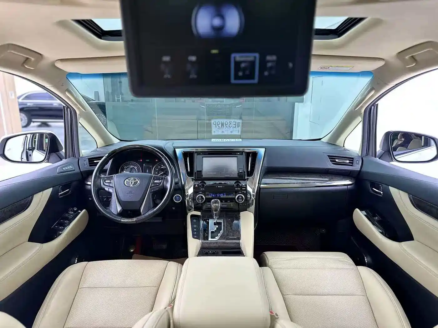 Toyota Alphard 2019 Hybrid 2.5L Premium Edition фото 7