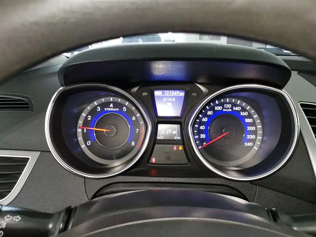 Hyundai Langdong 2015 1.6L Auto Premium фото 8
