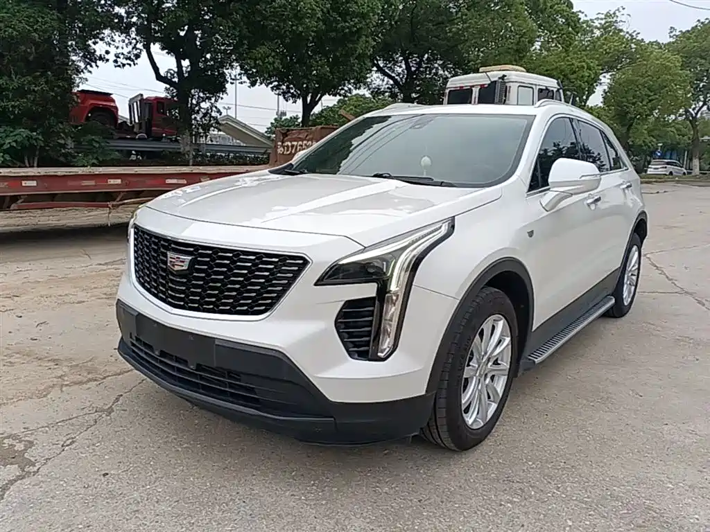 Cadillac XT4 2021 28T FWD Technology Edition