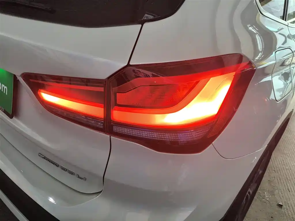 BMW X1 2022 sDrive25Li Leading фото 24