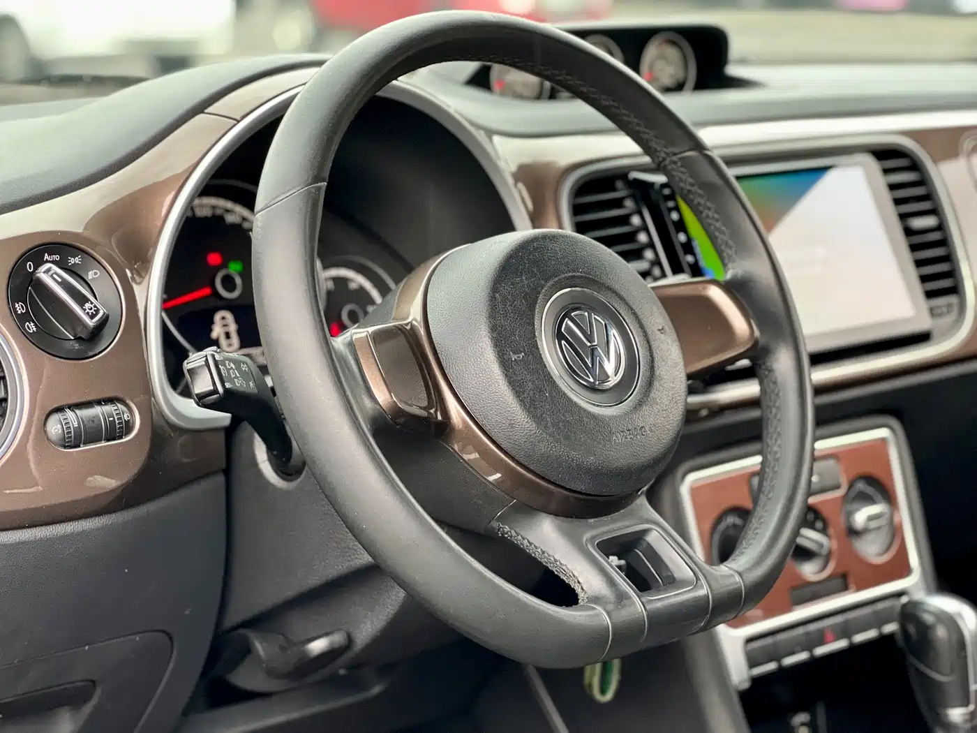 Volkswagen Beetle 2014 1.2TSI Fashion Edition фото 10