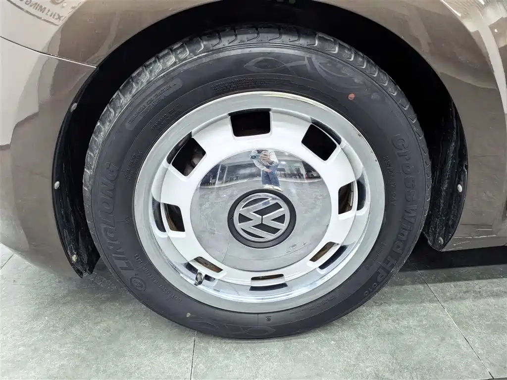 Volkswagen Beetle 2015 180TSI фото 16