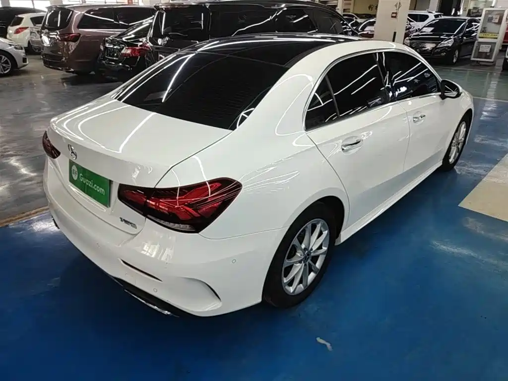 Mercedes-Benz A-Class 2020 Facelift A 200 L Sport Sedan Dynamic фото 7