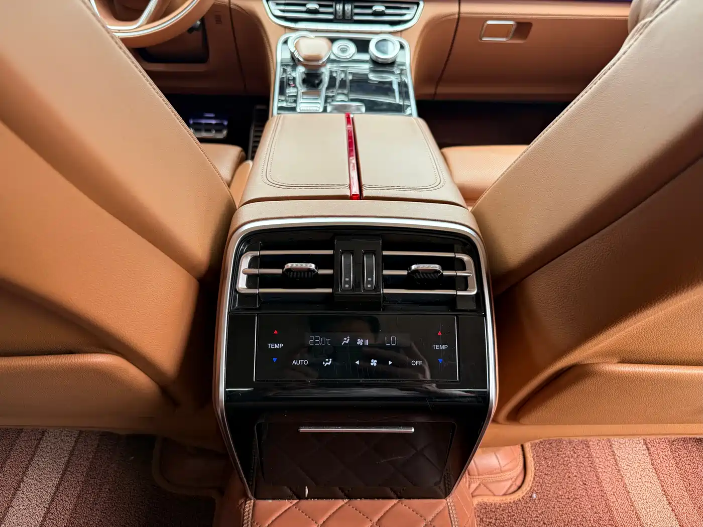 Hongqi H9 2020 2.0T Smart Connection Qi Xiang Edition фото 10