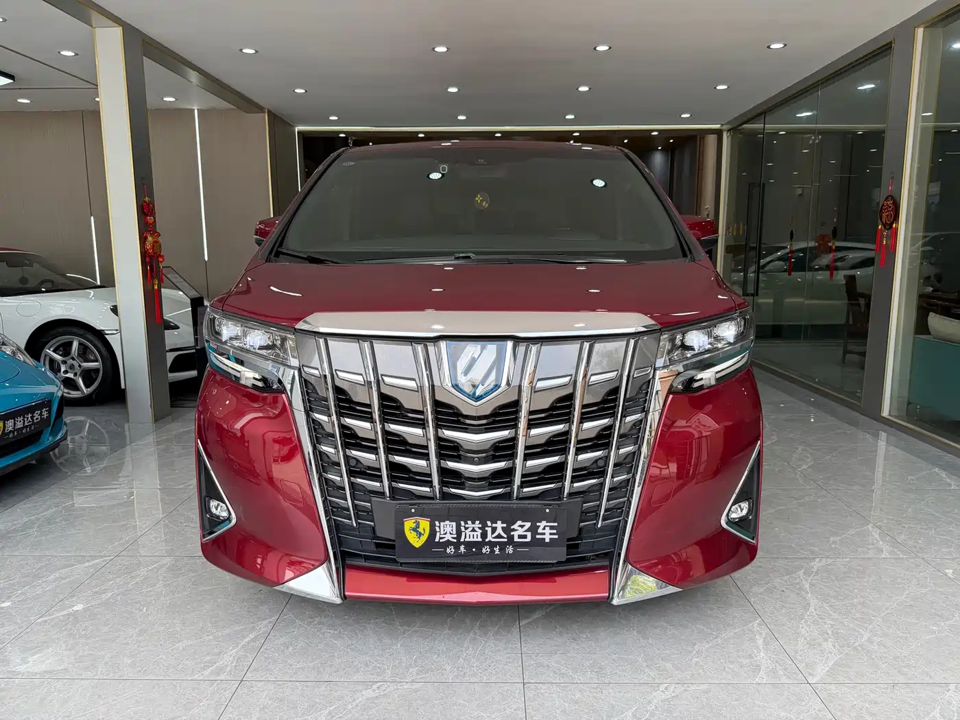 Toyota Alphard 2020 Hybrid 2.5L Premium Edition фото 3