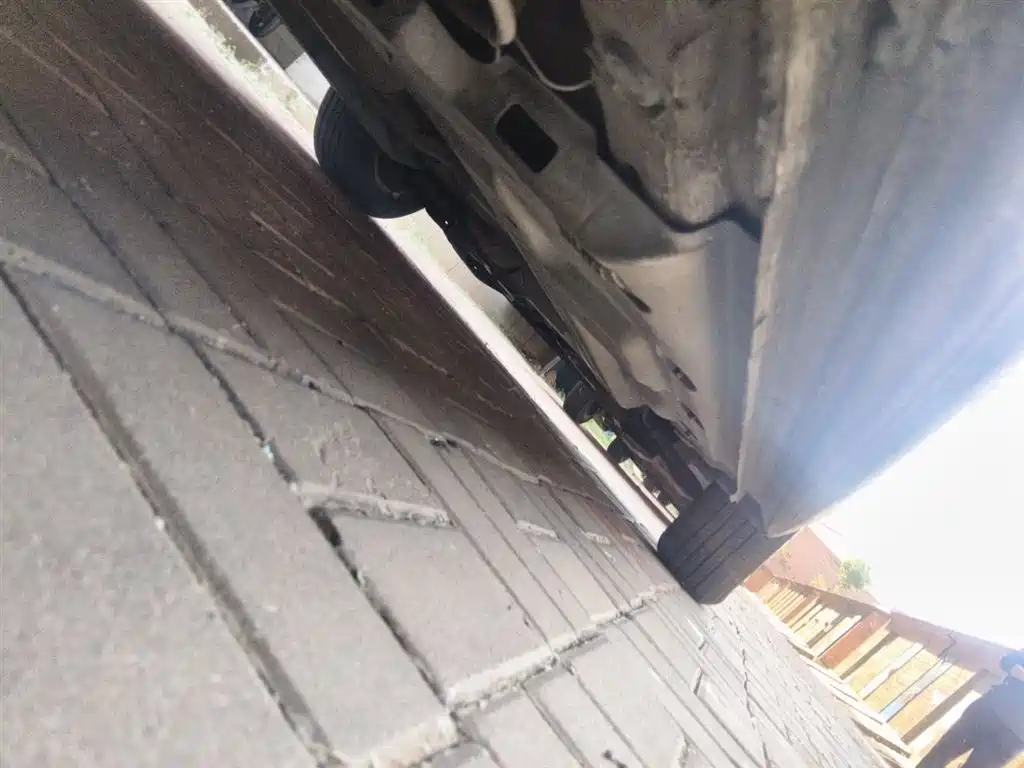 Volkswagen Polo 2016 1.4L Automatic Trend фото 16