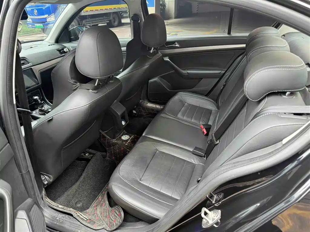 Volkswagen Lavida 2017 230TSI DSG Comfort Edition фото 17