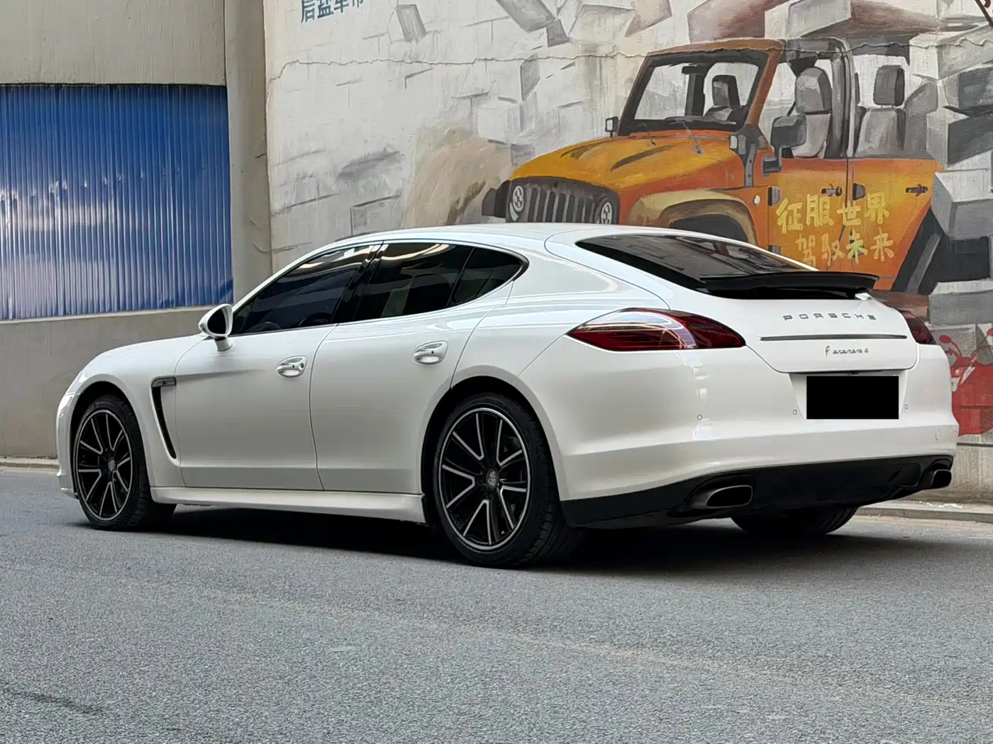 Porsche Panamera 2010 Panamera 4 3.6L фото 4