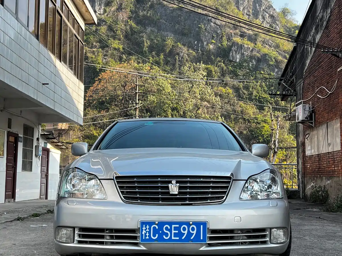 Toyota Crown 2008 2.5L 5th Anniversary Edition фото 26